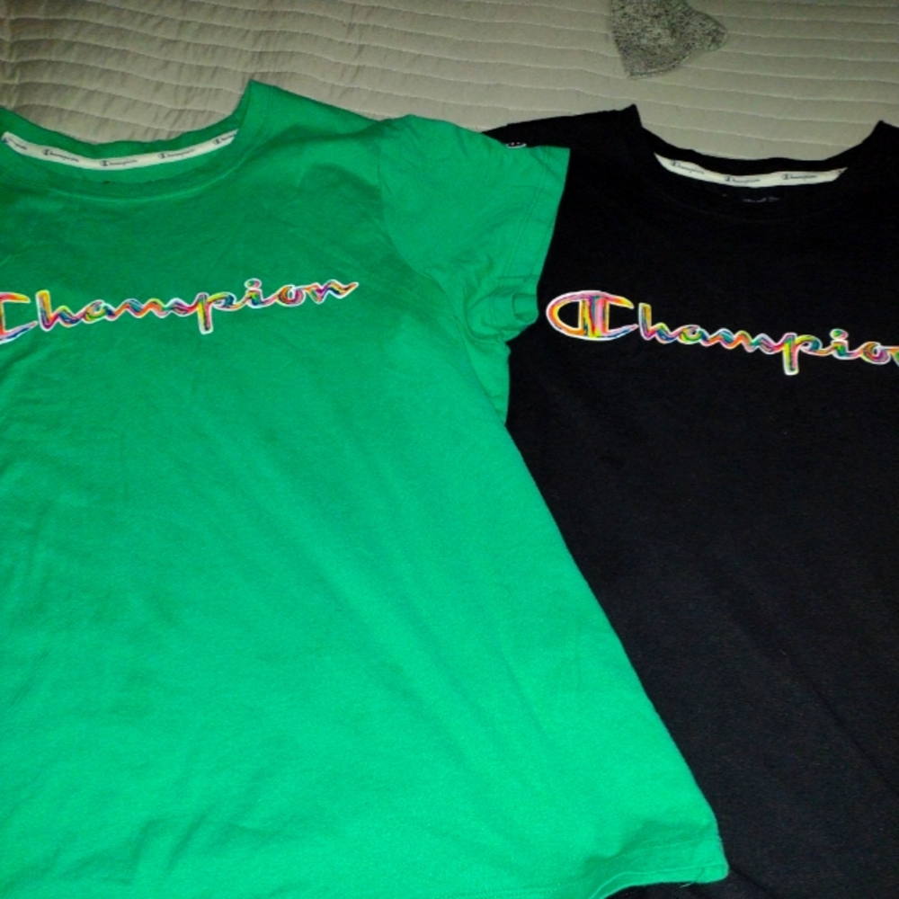 2 CHAMPION lady's 1xl shirts